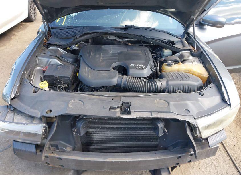 Photo 10 of 2011 Dodge Charger (VIN 2B3CL3CG4BH562479)