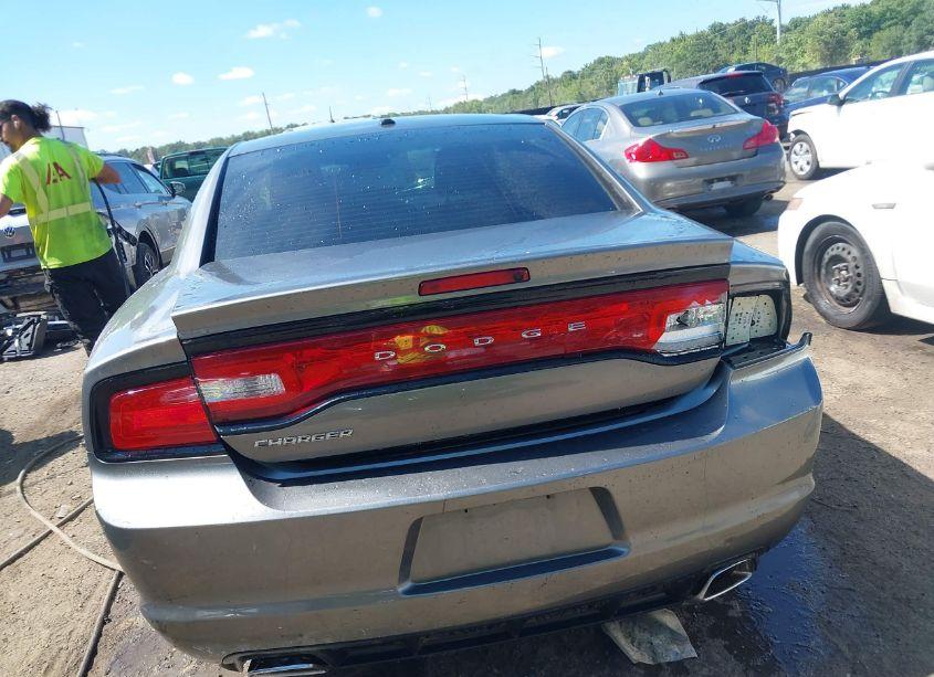 Photo 17 of 2011 Dodge Charger (VIN 2B3CL3CG4BH562479)