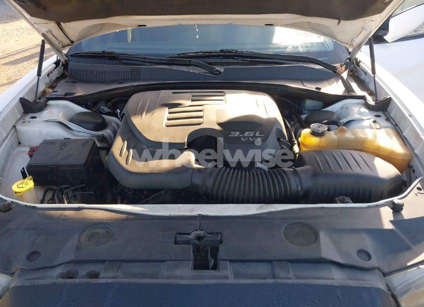 Photo 10 of 2011 Dodge Charger (VIN 2B3CL3CG4BH605864)