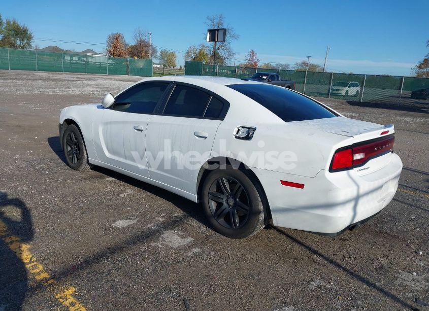 Photo 3 of 2011 Dodge Charger (VIN 2B3CL3CG4BH605864)