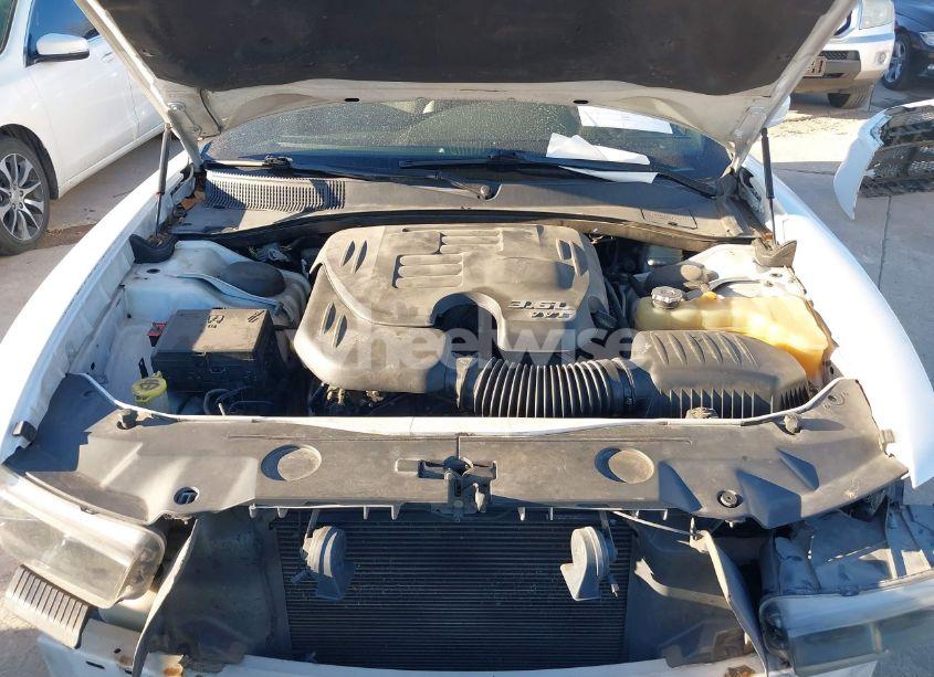 Photo 10 of 2011 Dodge Charger (VIN 2B3CL3CG4BH606545)