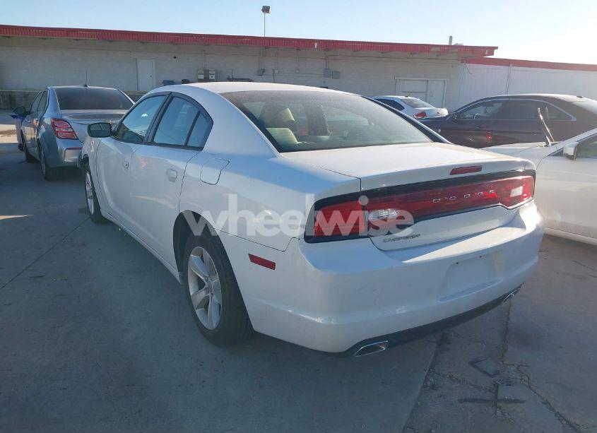 Photo 3 of 2011 Dodge Charger (VIN 2B3CL3CG4BH606545)