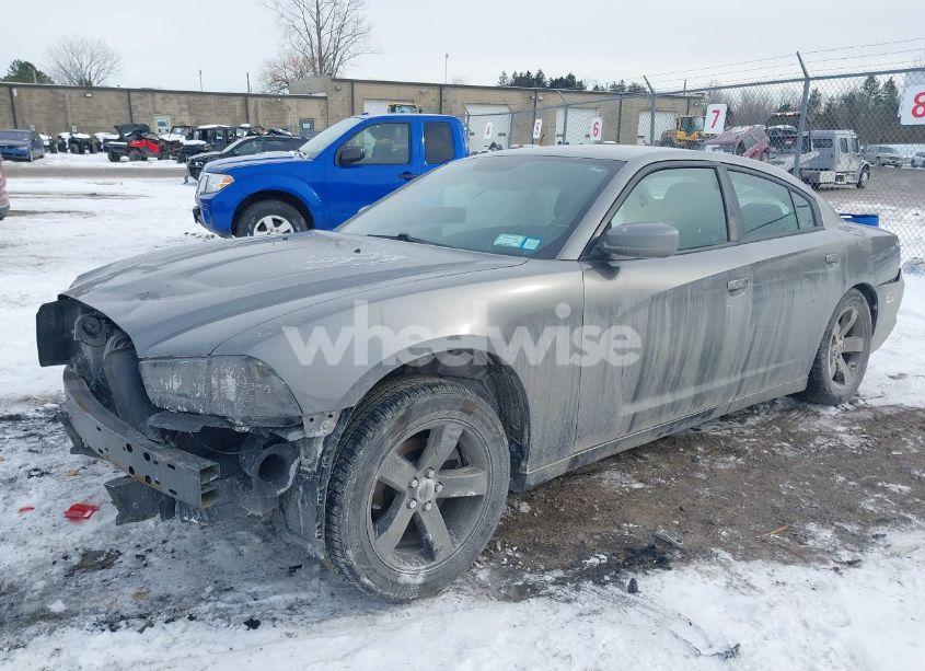 Photo 2 of 2011 Dodge Charger (VIN 2B3CL3CG4BH607050)