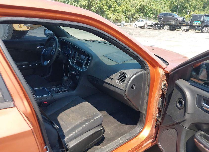Photo 5 of 2011 Dodge Charger (VIN 2B3CL3CG5BH534769)