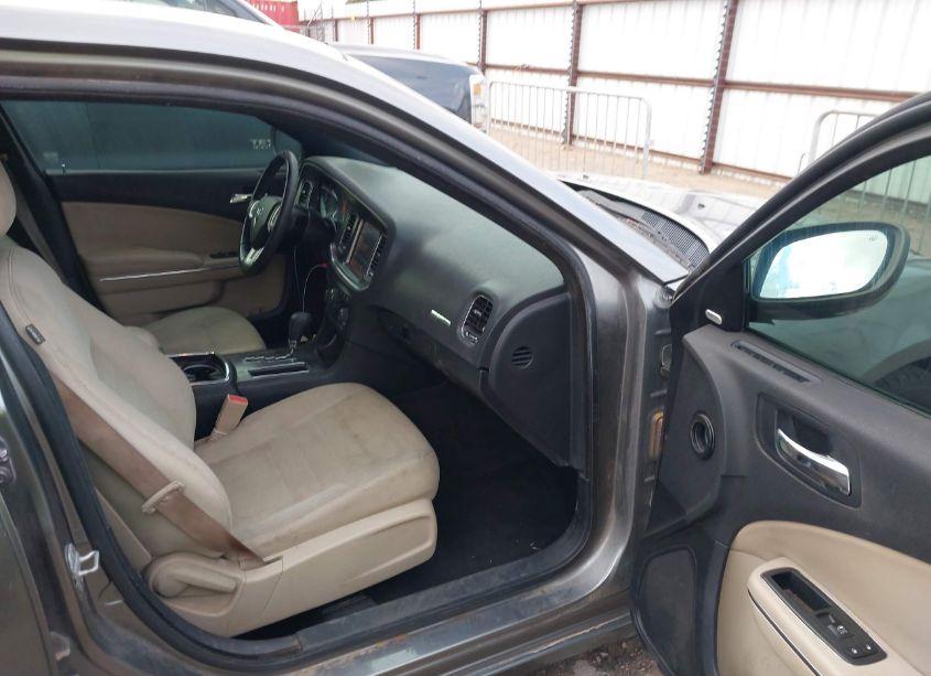 Photo 5 of 2011 Dodge Charger (VIN 2B3CL3CG5BH566265)