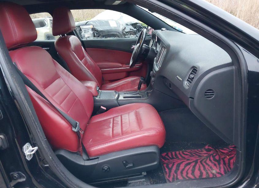 Photo 5 of 2011 Dodge Charger (VIN 2B3CL3CG5BH593384)