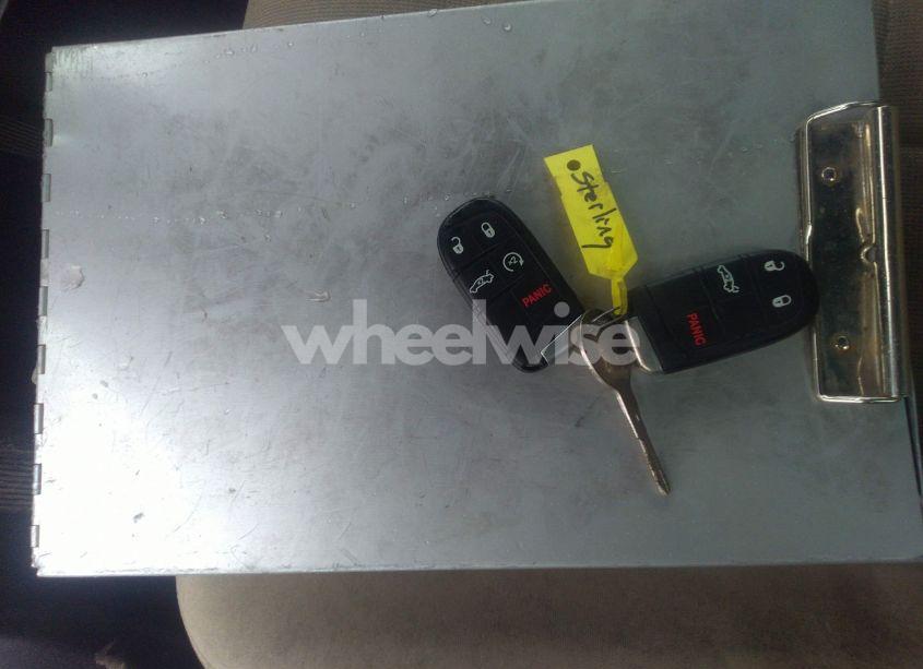 Photo 11 of 2011 Dodge Charger (VIN 2B3CL3CG6BH535588)