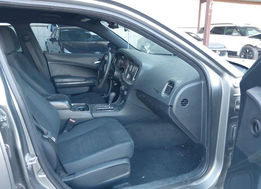 Photo 5 of 2011 Dodge Charger (VIN 2B3CL3CG8BH509249)