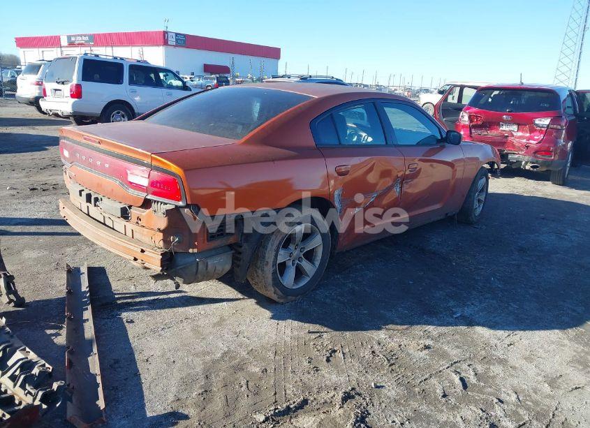 Photo 4 of 2011 Dodge Charger (VIN 2B3CL3CG8BH576661)