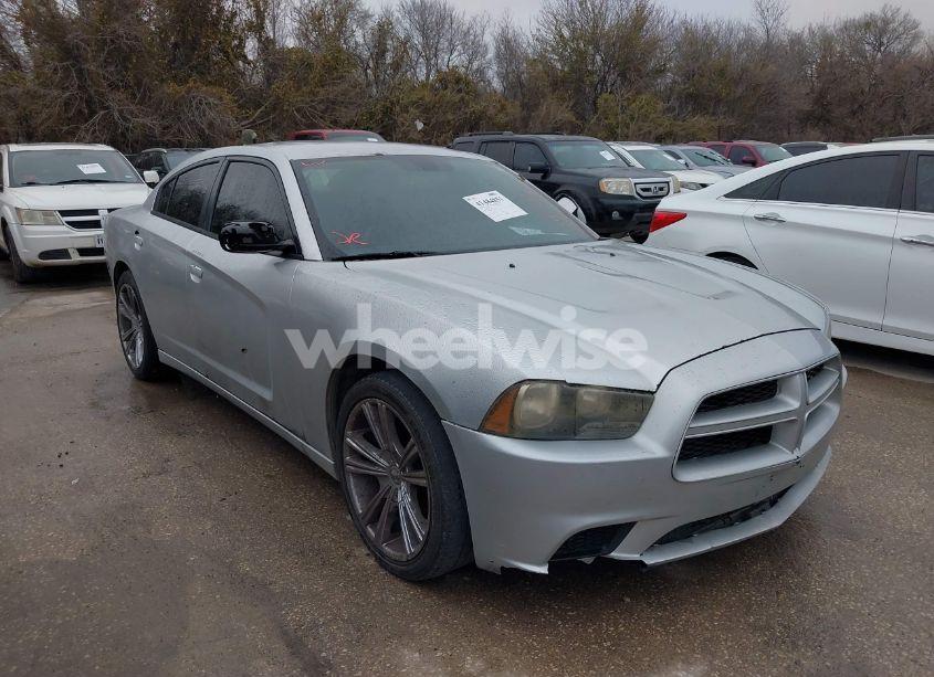 Photo 6 of 2011 Dodge Charger (VIN 2B3CL3CG8BH614826)