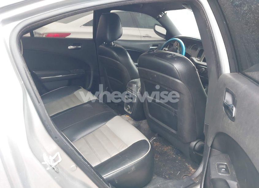 Photo 8 of 2011 Dodge Charger (VIN 2B3CL3CG8BH614826)