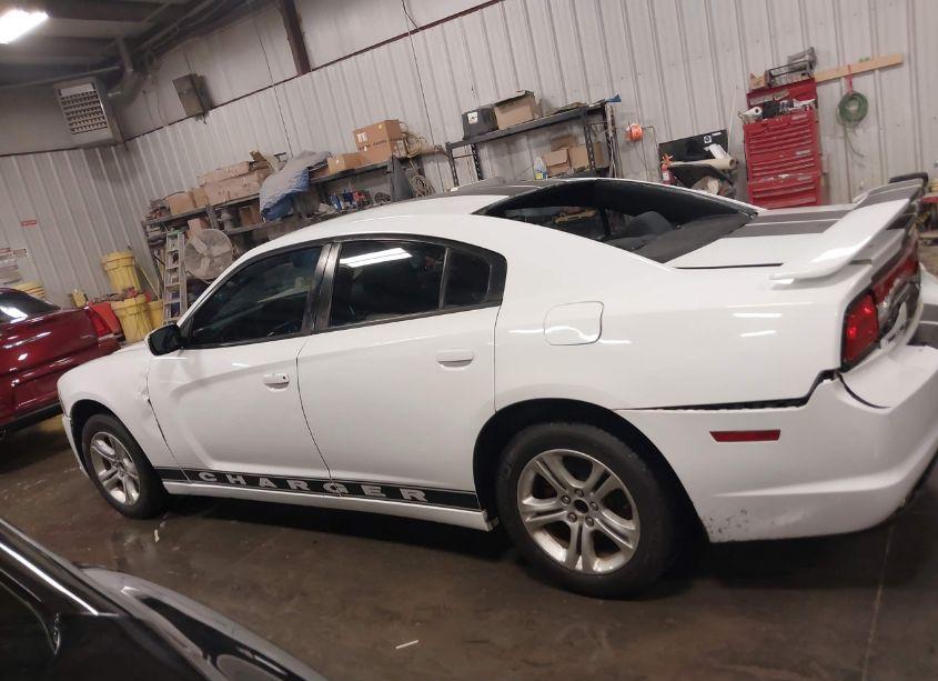 Photo 14 of 2011 Dodge Charger (VIN 2B3CL3CG9BH567421)