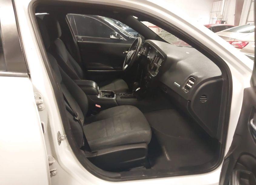 Photo 5 of 2011 Dodge Charger (VIN 2B3CL3CG9BH567421)