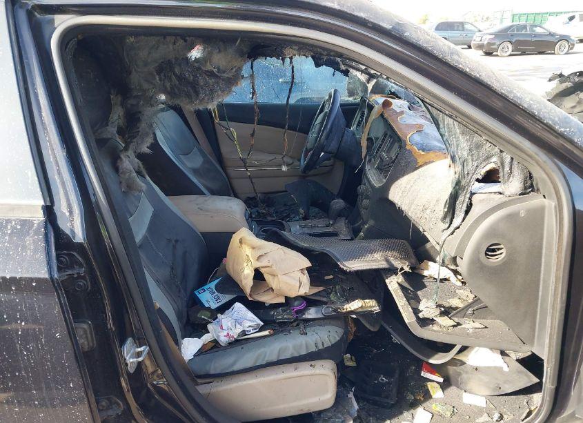 Photo 5 of 2011 Dodge Charger (VIN 2B3CL3CGXBH506854)