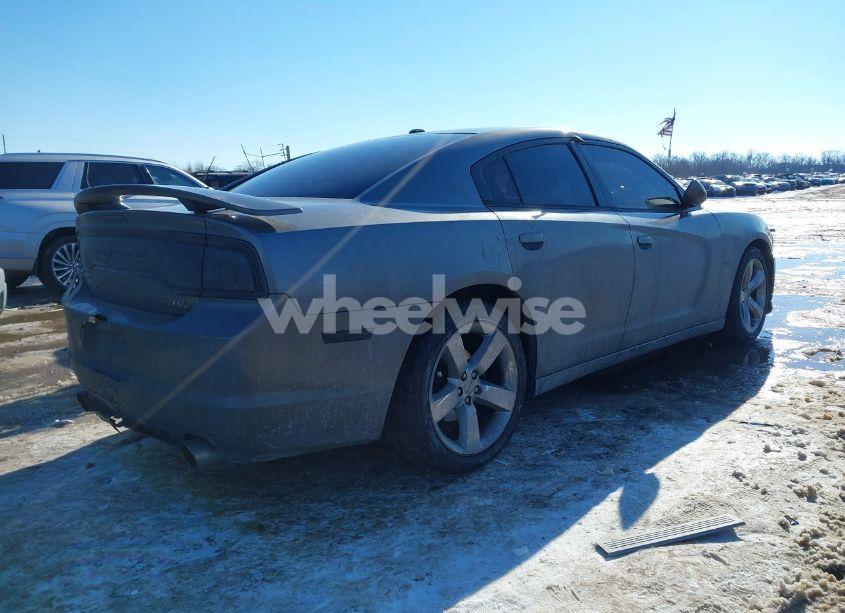 Photo 3 of 2011 Dodge Charger R/T (VIN 2B3CL5CT6BH555400)