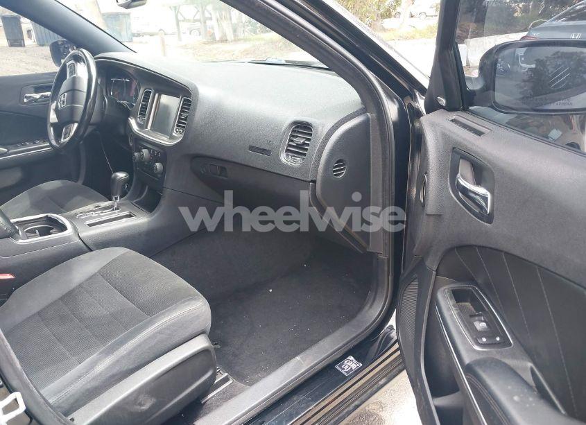 Photo 5 of 2011 Dodge Charger R/T (VIN 2B3CL5CT6BH610041)