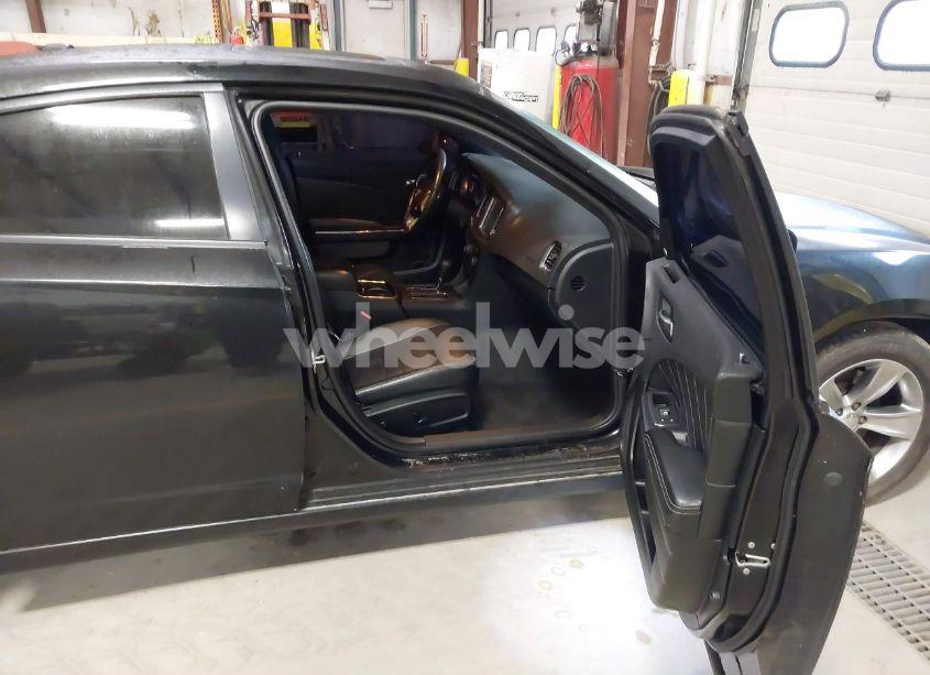 Photo 5 of 2011 Dodge Charger R/T (VIN 2B3CL5CT9BH511648)