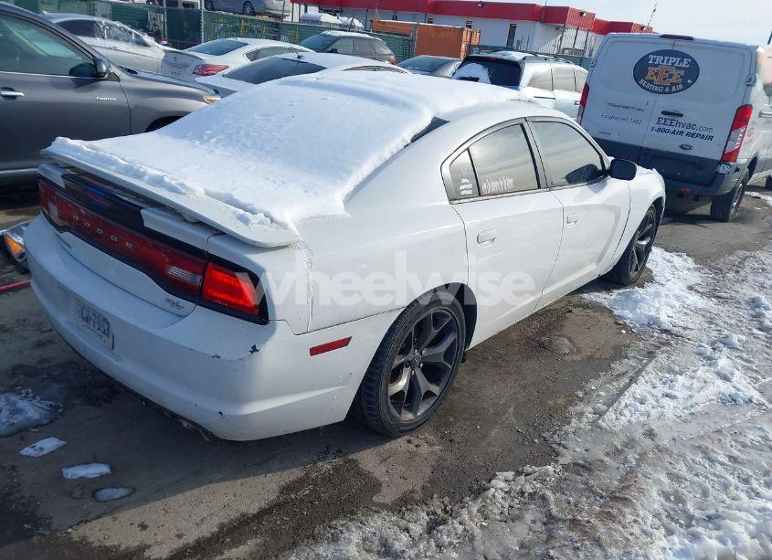 Photo 4 of 2011 Dodge Charger R/T (VIN 2B3CL5CT9BH572112)