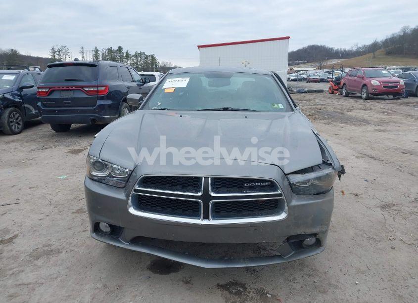 Photo 13 of 2011 Dodge Charger R/T (VIN 2B3CM5CT2BH610728)