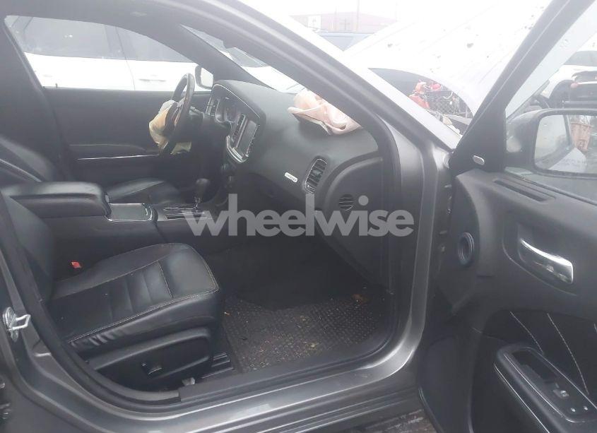 Photo 5 of 2011 Dodge Charger R/T (VIN 2B3CM5CT4BH589252)