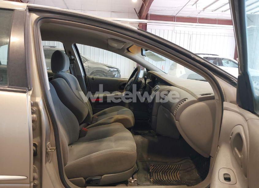 Photo 5 of 2002 Dodge Intrepid SE (VIN 2B3HD46R92H314007)