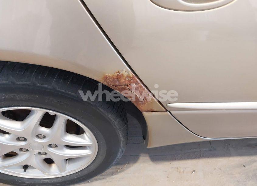 Photo 6 of 2002 Dodge Intrepid SE (VIN 2B3HD46R92H314007)