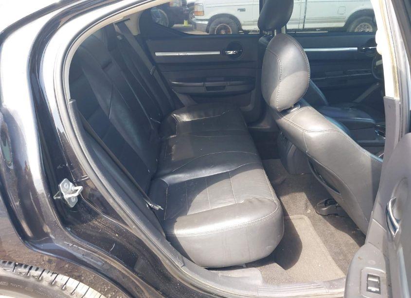 Photo 8 of 2009 Dodge Charger SXT (VIN 2B3KA33V39H631270)