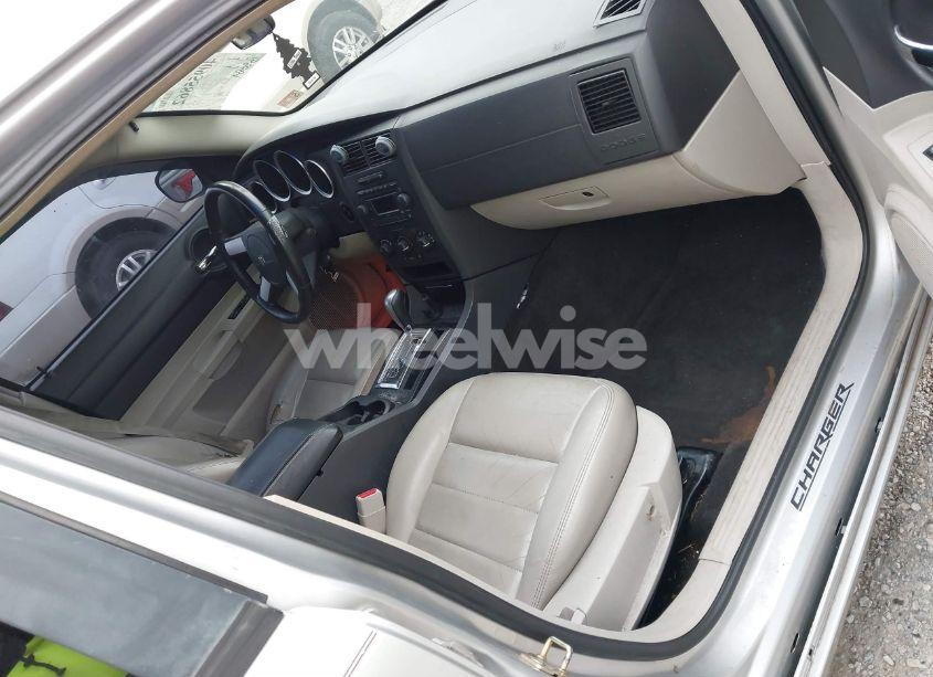 Photo 5 of 2006 Dodge Charger (VIN 2B3KA43G26H187110)