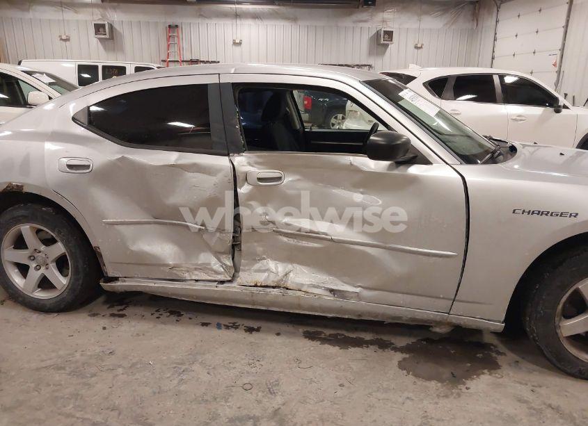 Photo 6 of 2009 Dodge Charger N/A (VIN 2B3KA43V19H609614)