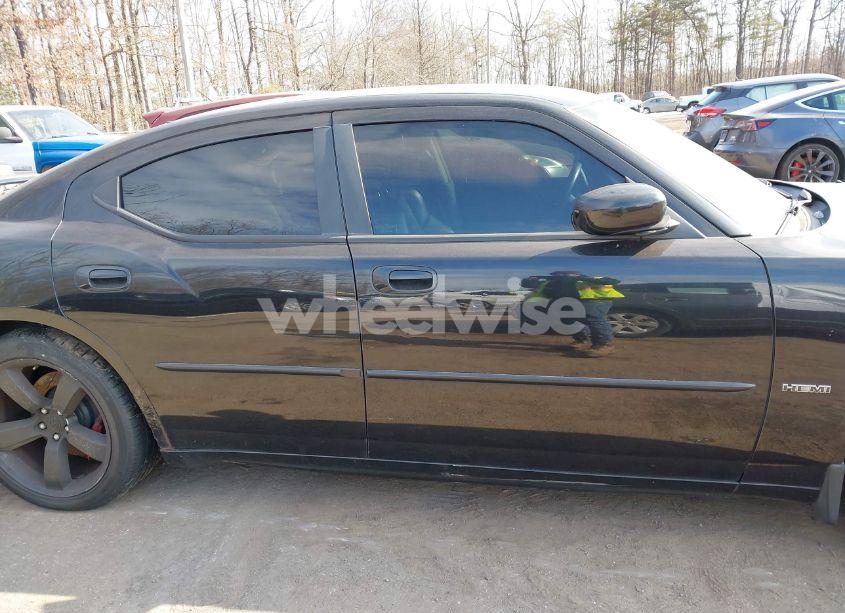 Photo 13 of 2007 Dodge Charger SRT8 (VIN 2B3KA73W57H787534)