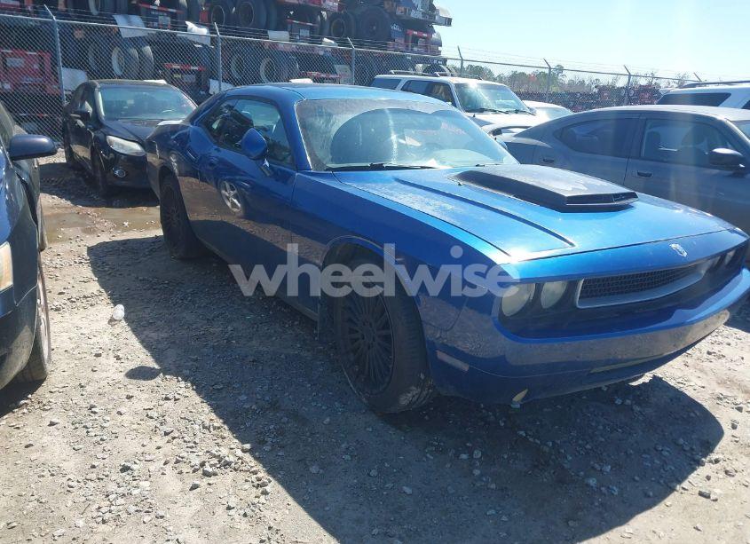 2009 Dodge Challenger SE (VIN 2B3LJ44V09H535816) main photo