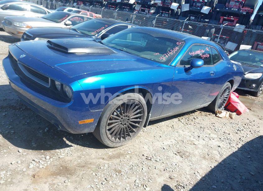 Photo 2 of 2009 Dodge Challenger SE (VIN 2B3LJ44V09H535816)