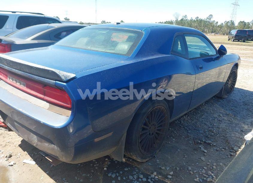 Photo 4 of 2009 Dodge Challenger SE (VIN 2B3LJ44V09H535816)