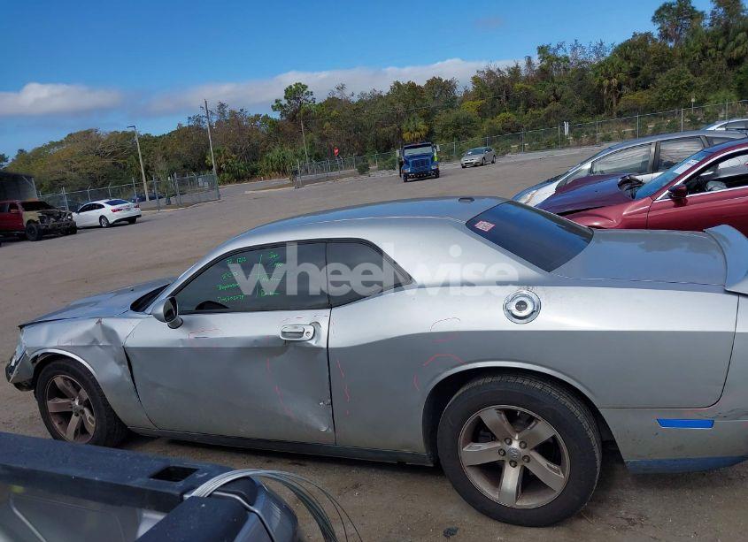 Photo 14 of 2009 Dodge Challenger SE (VIN 2B3LJ44V19H507734)
