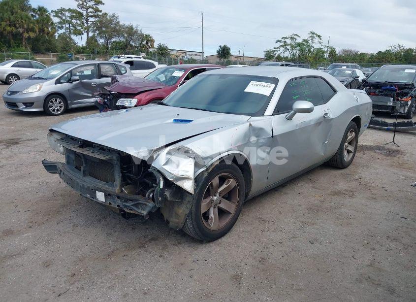 Photo 2 of 2009 Dodge Challenger SE (VIN 2B3LJ44V19H507734)