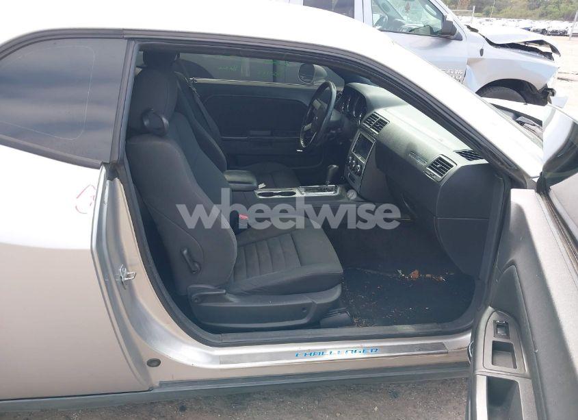 Photo 5 of 2009 Dodge Challenger SE (VIN 2B3LJ44V19H507734)