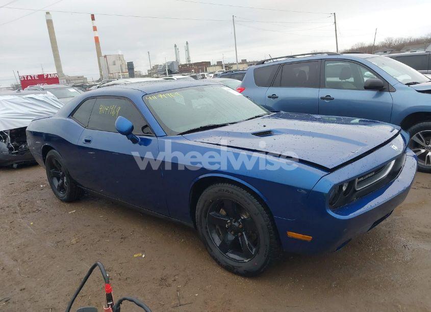 2009 Dodge Challenger SE (VIN 2B3LJ44V29H522677) main photo