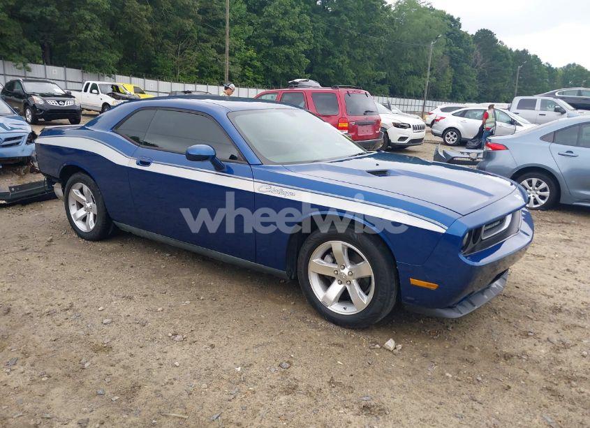 2009 Dodge Challenger SE (VIN 2B3LJ44V29H608264) main photo