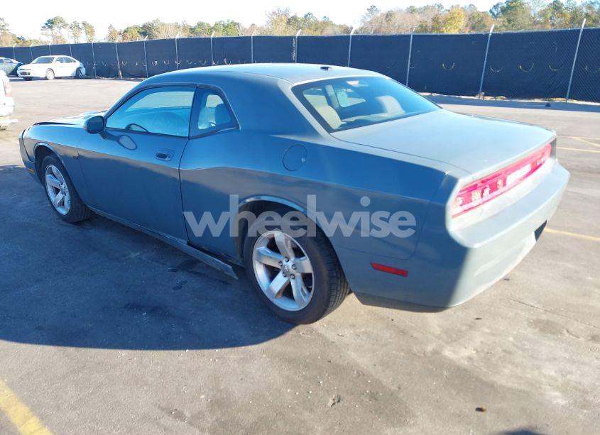 Photo 3 of 2009 Dodge Challenger SE (VIN 2B3LJ44V39H621072)