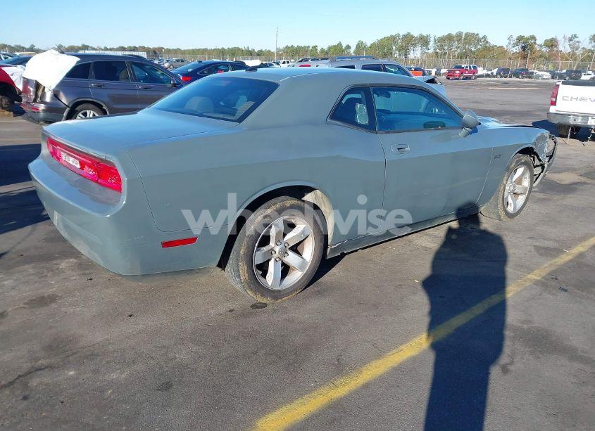 Photo 4 of 2009 Dodge Challenger SE (VIN 2B3LJ44V39H621072)