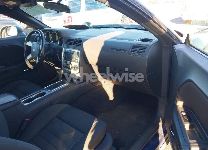 Photo 5 of 2009 Dodge Challenger SE (VIN 2B3LJ44V39H621072)