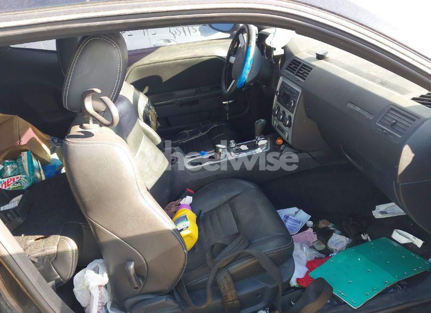 Photo 5 of 2009 Dodge Challenger SE/SXT (VIN 2B3LJ44V69H577262)