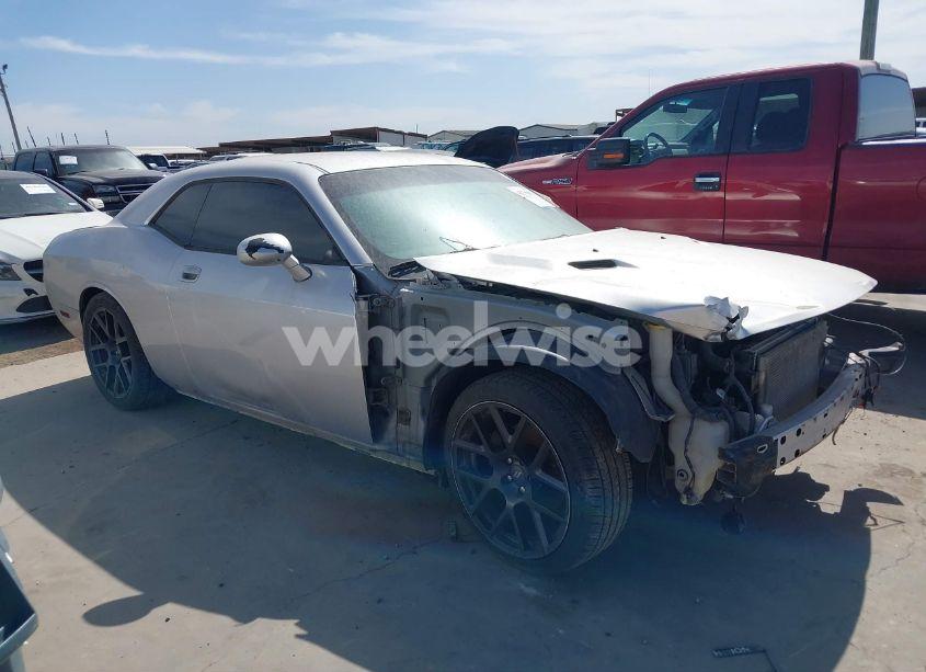 2009 Dodge Challenger SE (VIN 2B3LJ44V69H621096) main photo