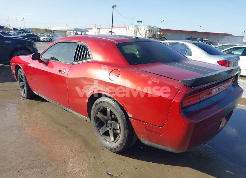 Photo 3 of 2009 Dodge Challenger SE (VIN 2B3LJ44V89H561242)