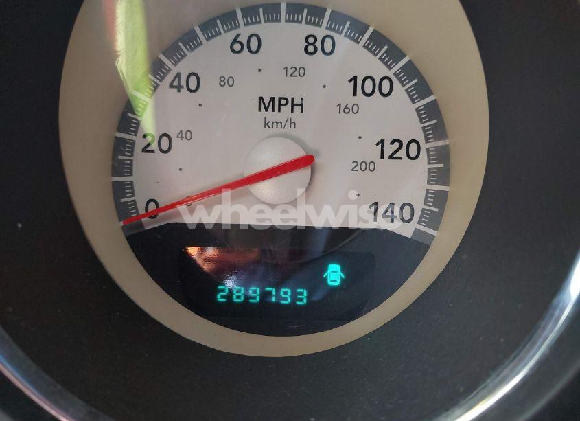 Photo 7 of 2009 Dodge Challenger SE (VIN 2B3LJ44V89H561242)