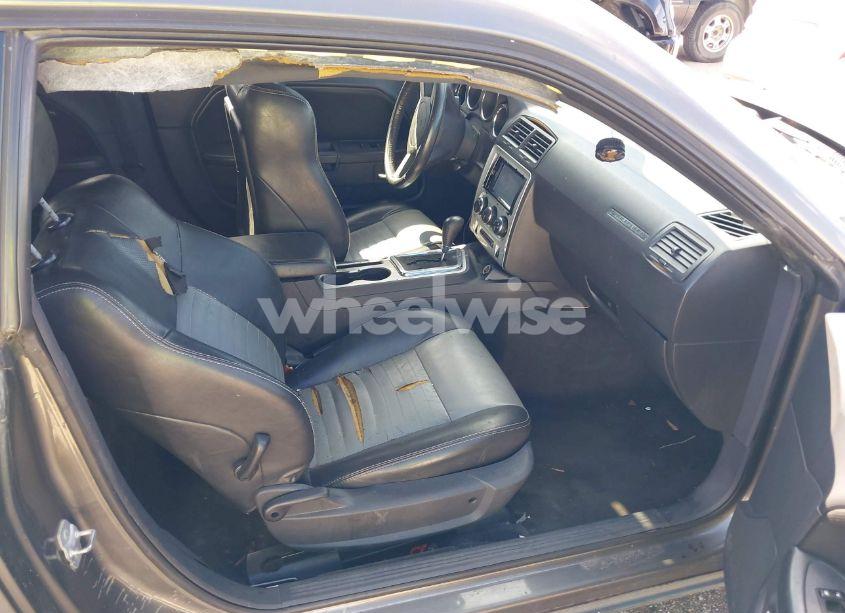 Photo 5 of 2009 Dodge Challenger SE (VIN 2B3LJ44VX9H594615)