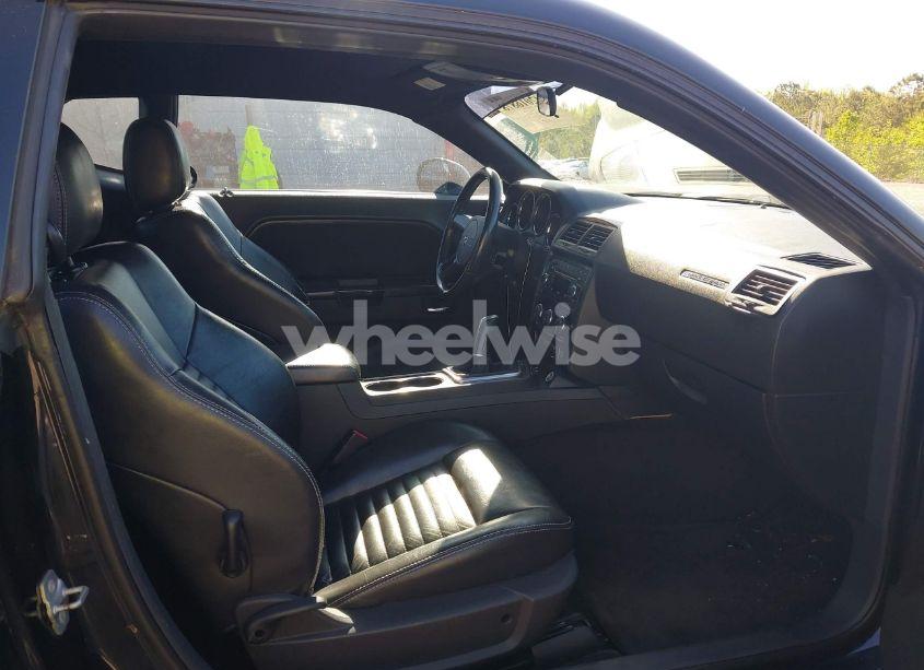 Photo 5 of 2009 Dodge Challenger R/T (VIN 2B3LJ54T09H636083)