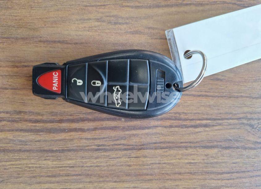 Photo 11 of 2009 Dodge Challenger R/T (VIN 2B3LJ54T09H641283)