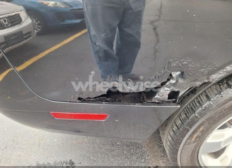 Photo 3 of 2009 Dodge Challenger R/T (VIN 2B3LJ54T09H641283)