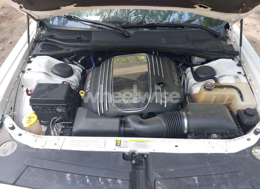 Photo 10 of 2009 Dodge Challenger R/T (VIN 2B3LJ54T29H511697)